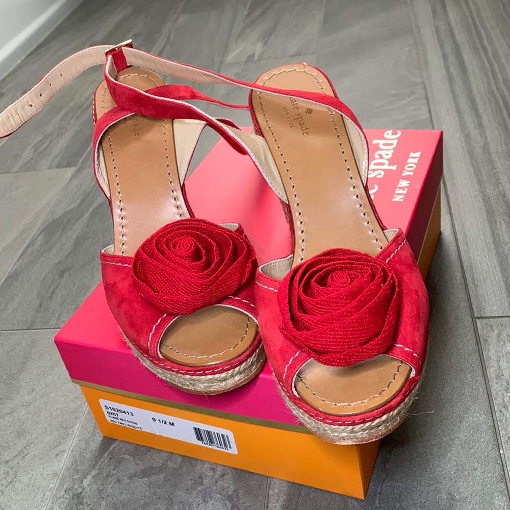 Excellent condition Kate Spade New York Brit Suede Rosette Espadrilles Size 9.5